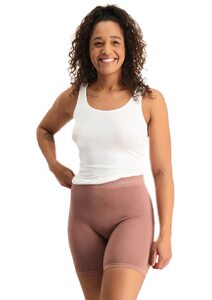 Bezešvé nohavičkové šortky z bambusu Bamboo basics Suze almond