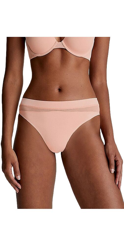 Dámská tanga Calvin Klein QF6047E tm.pudr