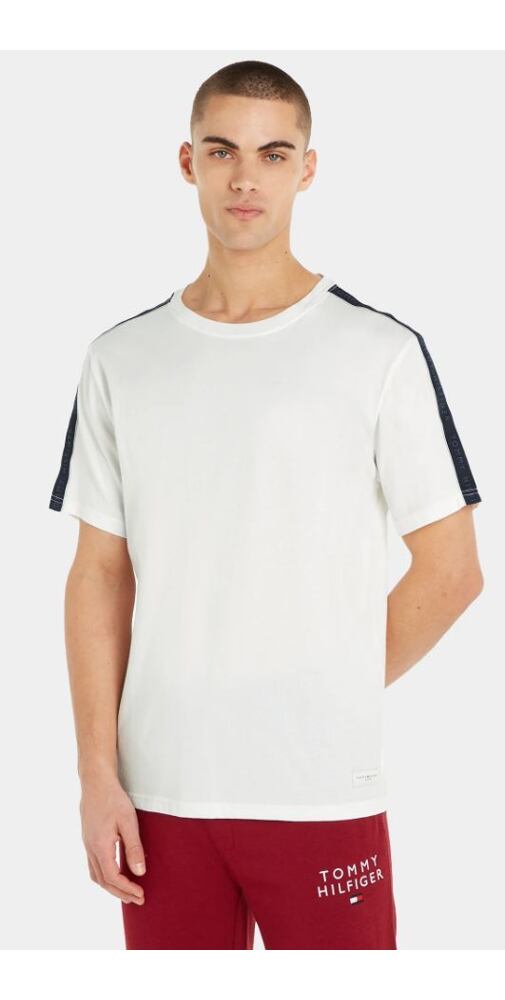Pánské tričko Tommy Hilfiger UM0UM03005 bílé